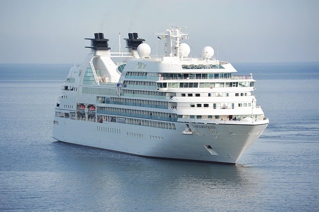 cruise-1578528_640-min